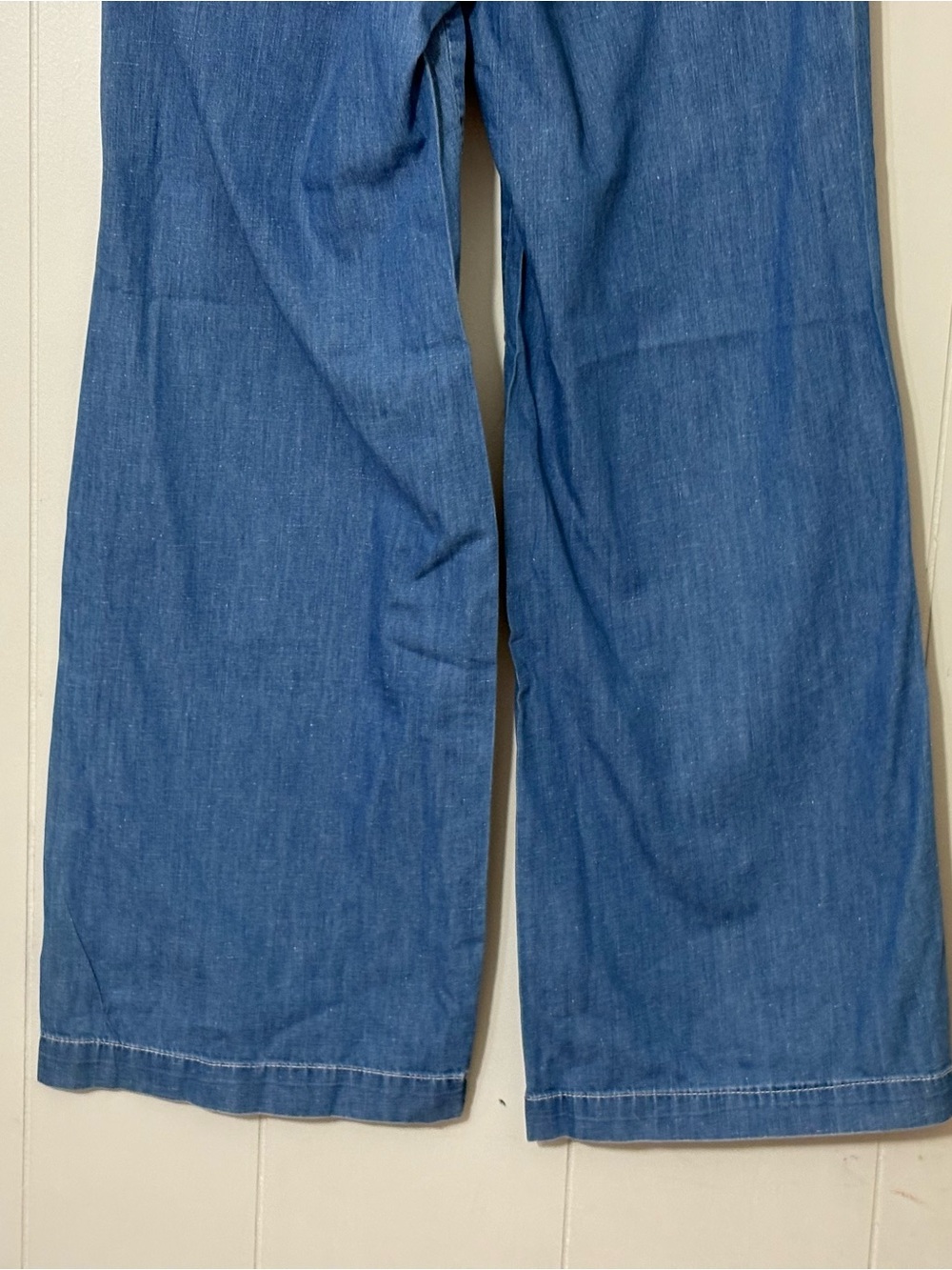 Pilcro Anthropologie Wide Leg Chambray Jeans Patch Pocket Blue Size 10 - Picture 10 of 11